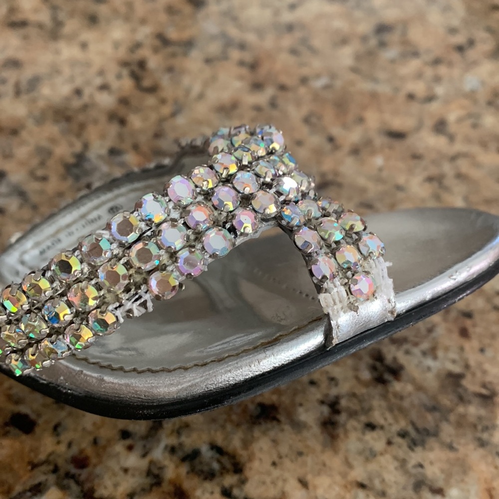 Nina silver heels with embellishments - Picture 11 of 12